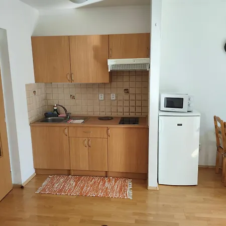 Lucka * 도노발리